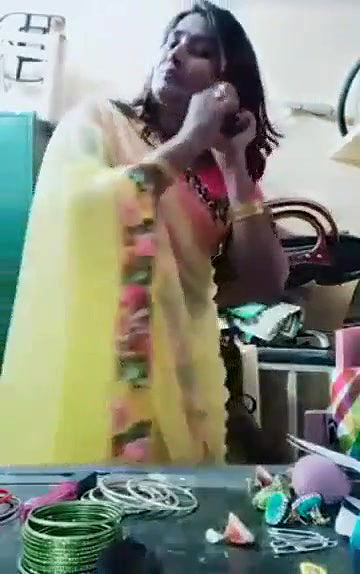 Swathi naidu getting ready for shoot