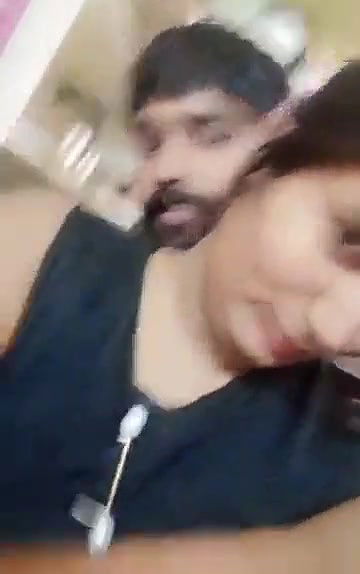 Swathi naidu giving romantic expressions part-1