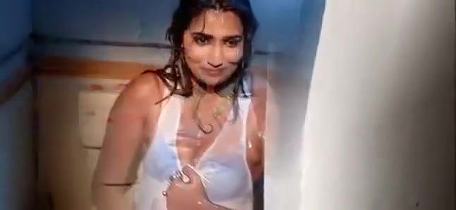 swathi naidu in transparent wet dress – YouTube