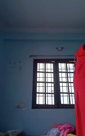Swathi naidu latest videos while shooting dress change part -1