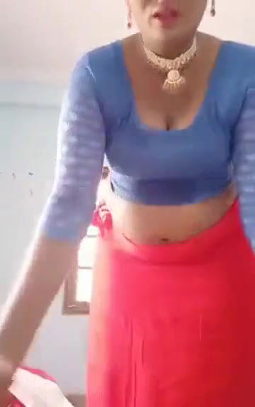 Swathi naidu latest videos while shooting dress change part -2