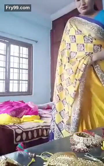 Swathi naidu latest videos while shooting dress change part -5