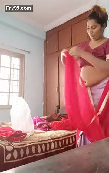 Swathi naidu latest videos while shooting dress change part -7