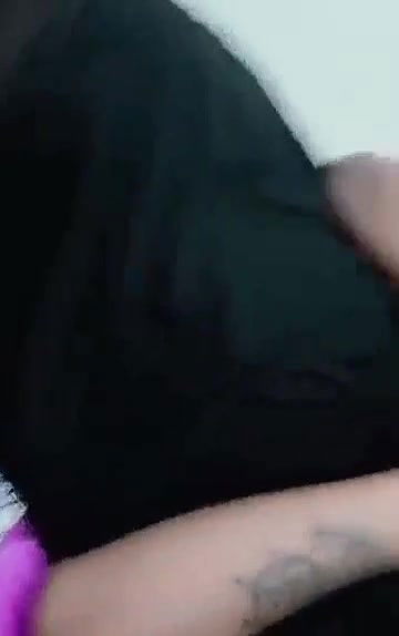 Swathi naidu liplock and enjoying with boyfriend on bed