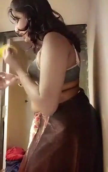Swathi naidu nude,sexy and get ready for shoot part-4