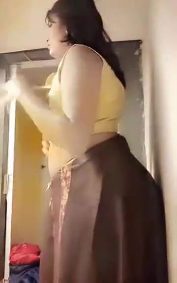 Swathi naidu nude,sexy and get ready for shoot part-4