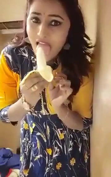 Swathi naidu nude,sexy and get ready for shoot part-7