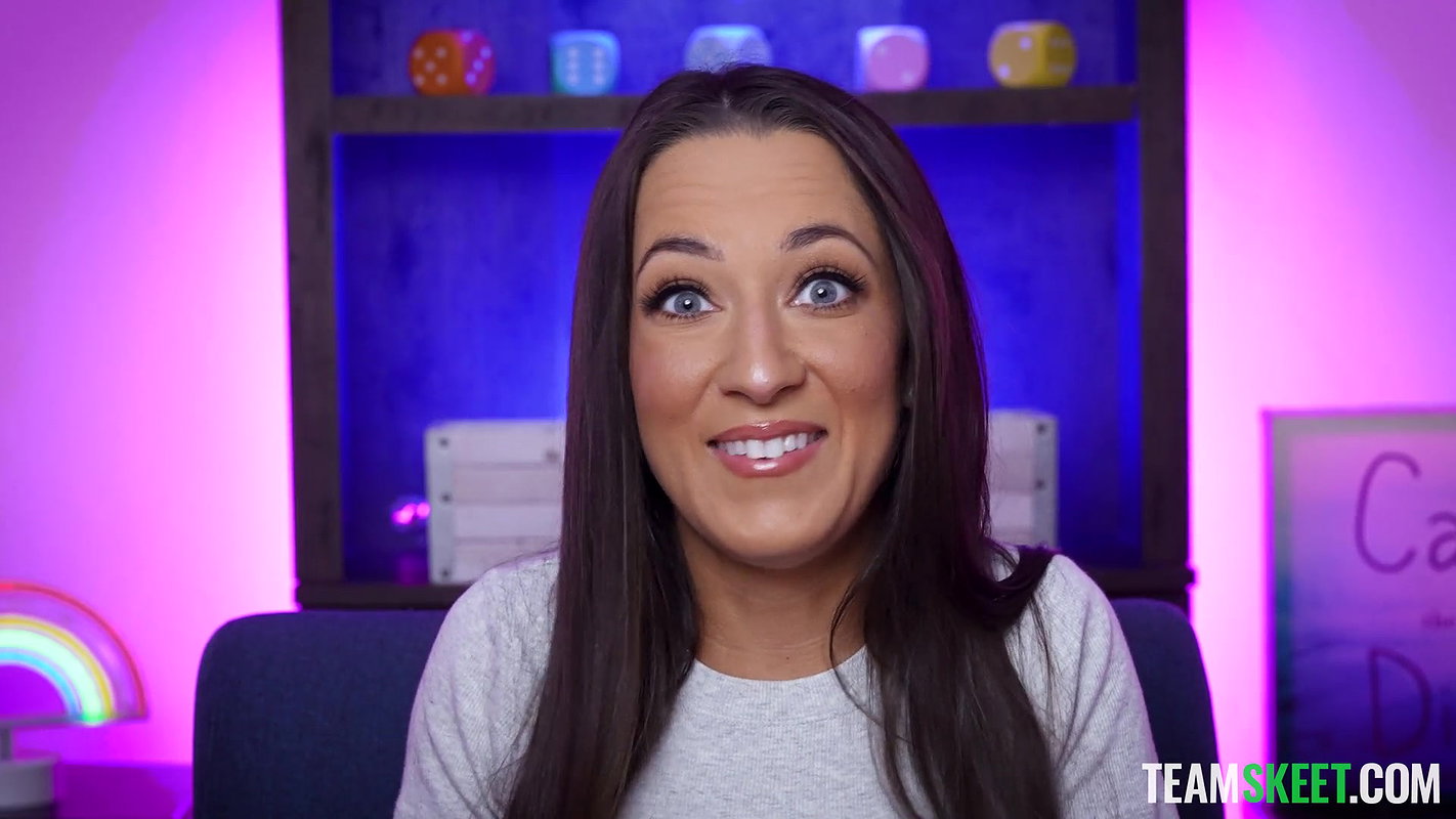 Freya Von Doom & Lani Rivers – Concept_ Lesbian Seduces Her Straight Roommate (Turn Her Out)