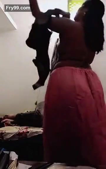 Swathi naidu romantic saree change part-2