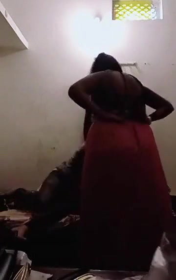 Swathi naidu romantic saree change part-2