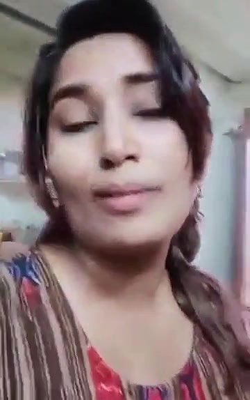 Swathi naidu romantic seducing and singing song