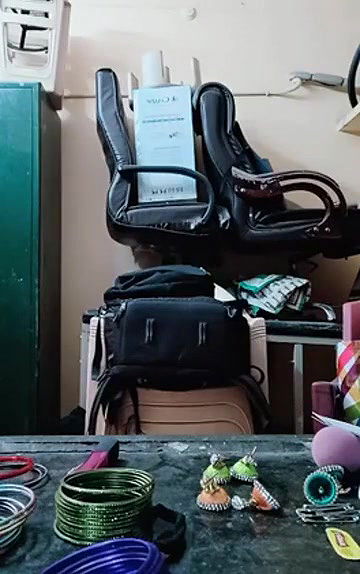 Swathi naidu saree change