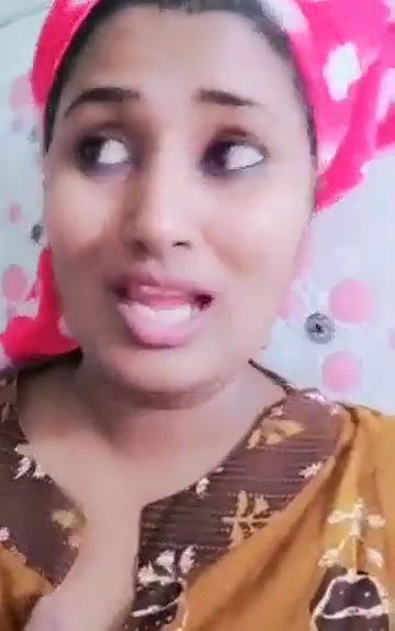 Swathi naidu sexy and nude bath part-1