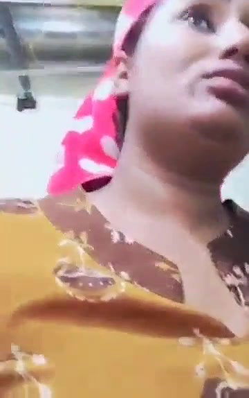 Swathi naidu sexy and nude bath part-1