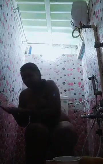 Swathi naidu sexy and nude bath part-3