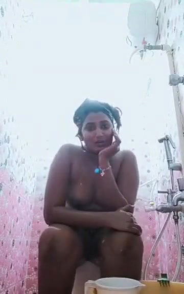 Swathi naidu sexy and nude bath part-4