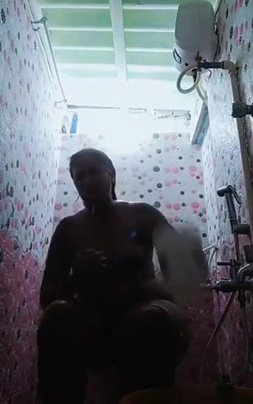 Swathi naidu sexy and nude bath part-4