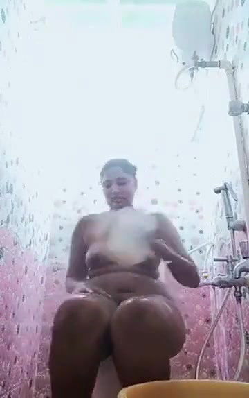 Swathi naidu sexy and nude bath part-6