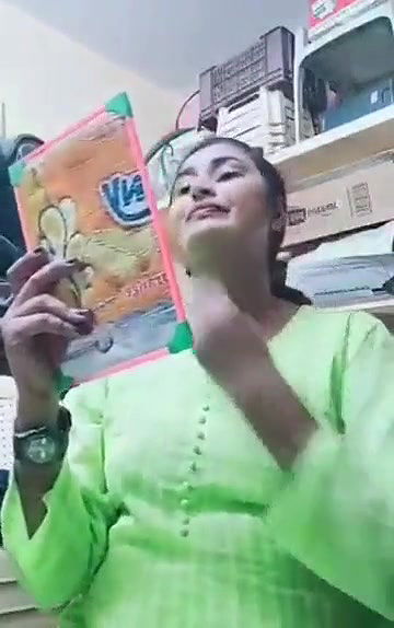 Swathi naidu sexy dress change and getting ready for shoot part -2