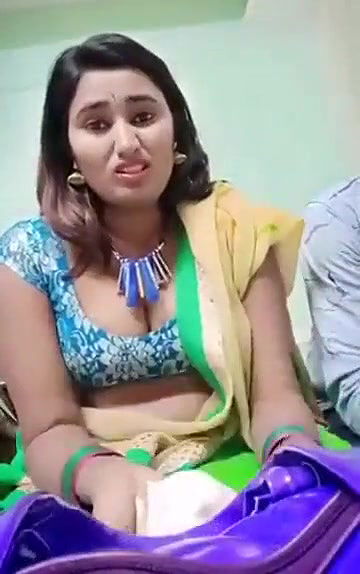 Swathi naidu sexy in saree and showing boobs part-1