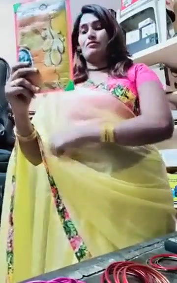 Swathi naidu sexy in yellow saree
