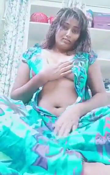 Swathi naidu sexy latest boobs show part-1