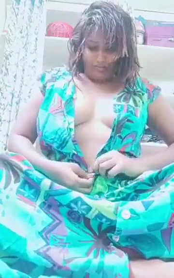 Swathi naidu sexy latest boobs show part-1