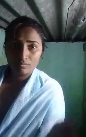 Swathi naidu sexy nude bathing