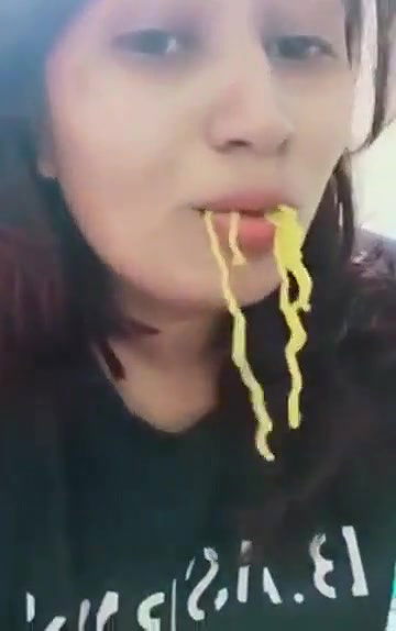 Swathi naidu sexy while eating
