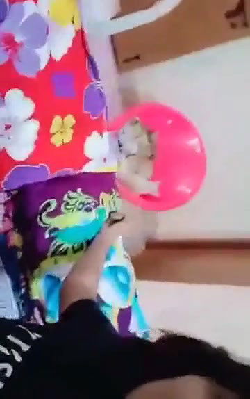 Swathi naidu sexy while eating