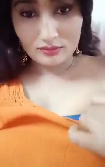 Swathi naidu sexy while shoot latest part-1