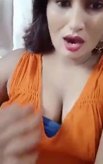 Swathi naidu sexy while shoot latest part-1