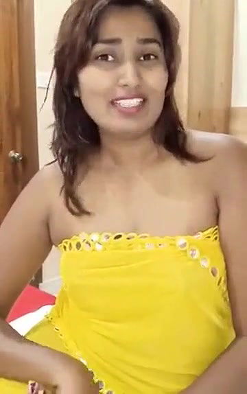 Swathi naidu sharing new contact numbers for fans