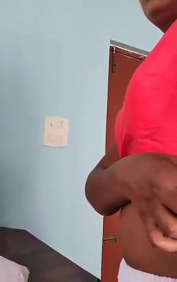 Swathi naidu showing body while dress