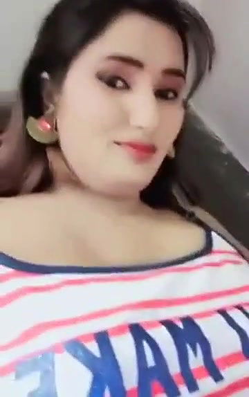 Swathi naidu showing boobs,body and seducing in dress