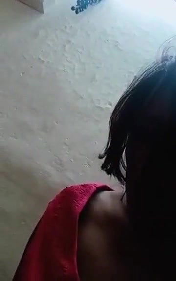 Swathi naidu showing her boobs and asking to call by giving her contact details