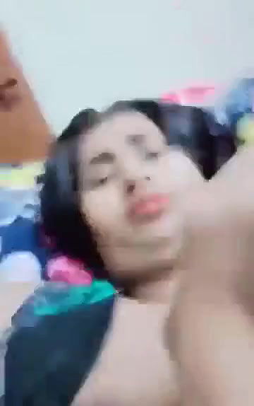 Swathi naidu showing her boobs