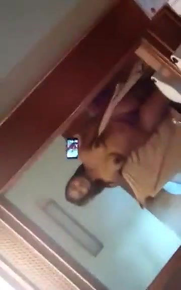swathi naidu shows her nude body in hotel room 1