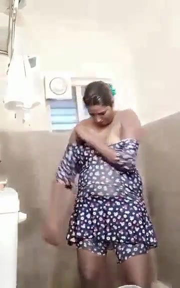 swathi naidu wearing dress after bath part-2