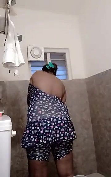 swathi naidu wearing dress after bath part-2