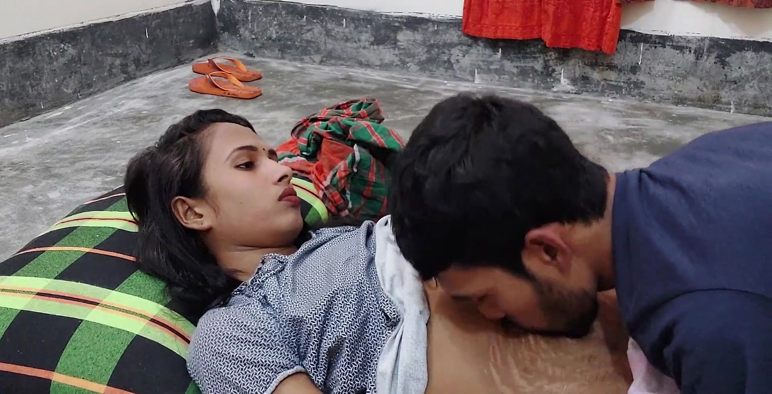 Wonderful pussy fucking Hardcore sex in doggy style of Desi amateur Desi hot Couple sex