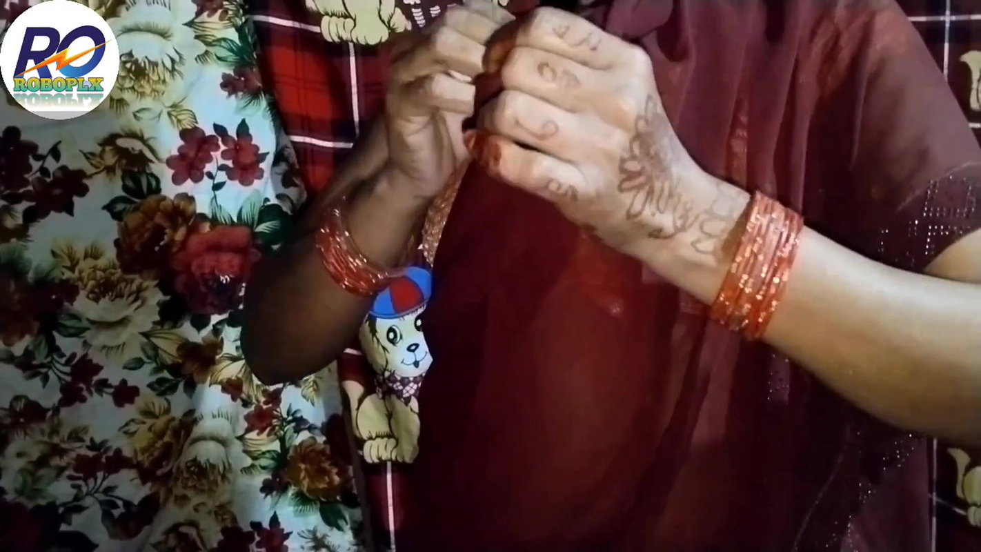 Desi Indian Bhabhi fully naked, got her pussy fucked and got her ass masturbated from behind, Hindi hot saree removed and naked