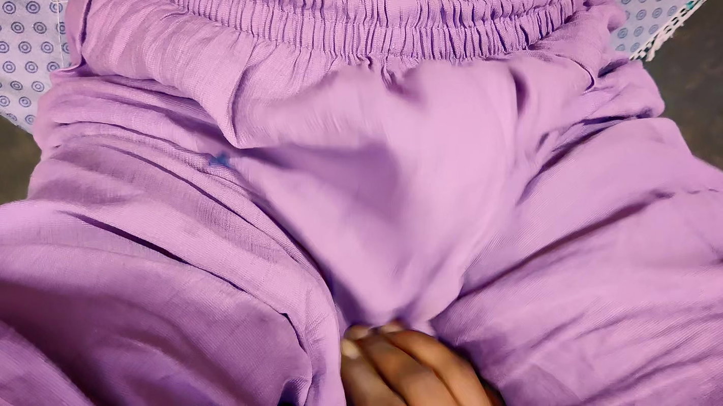 Indian desi stepsis pussy fuking in Hindi audio