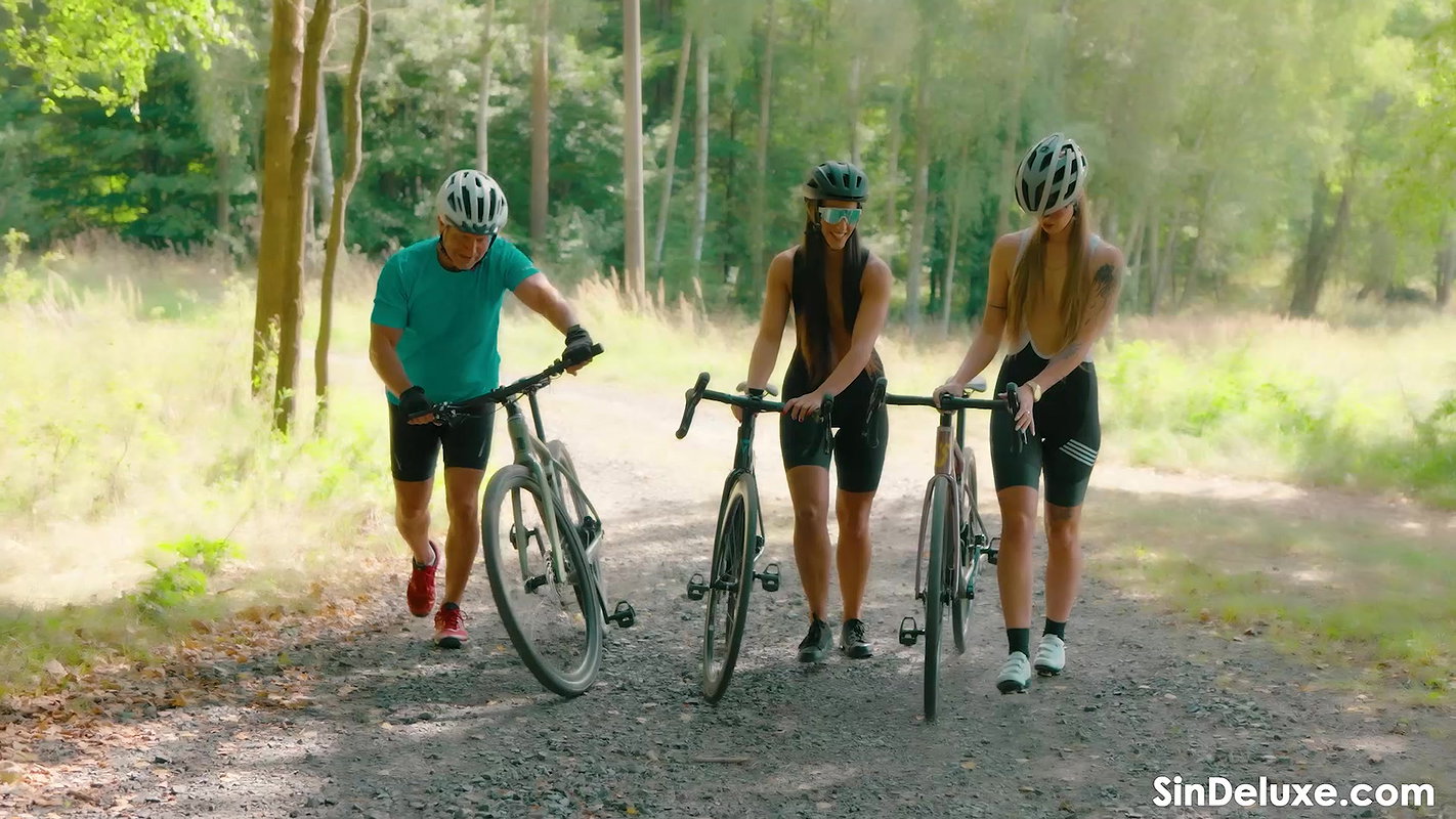 Betzz – My cycling girl with benefits – Chapter 1