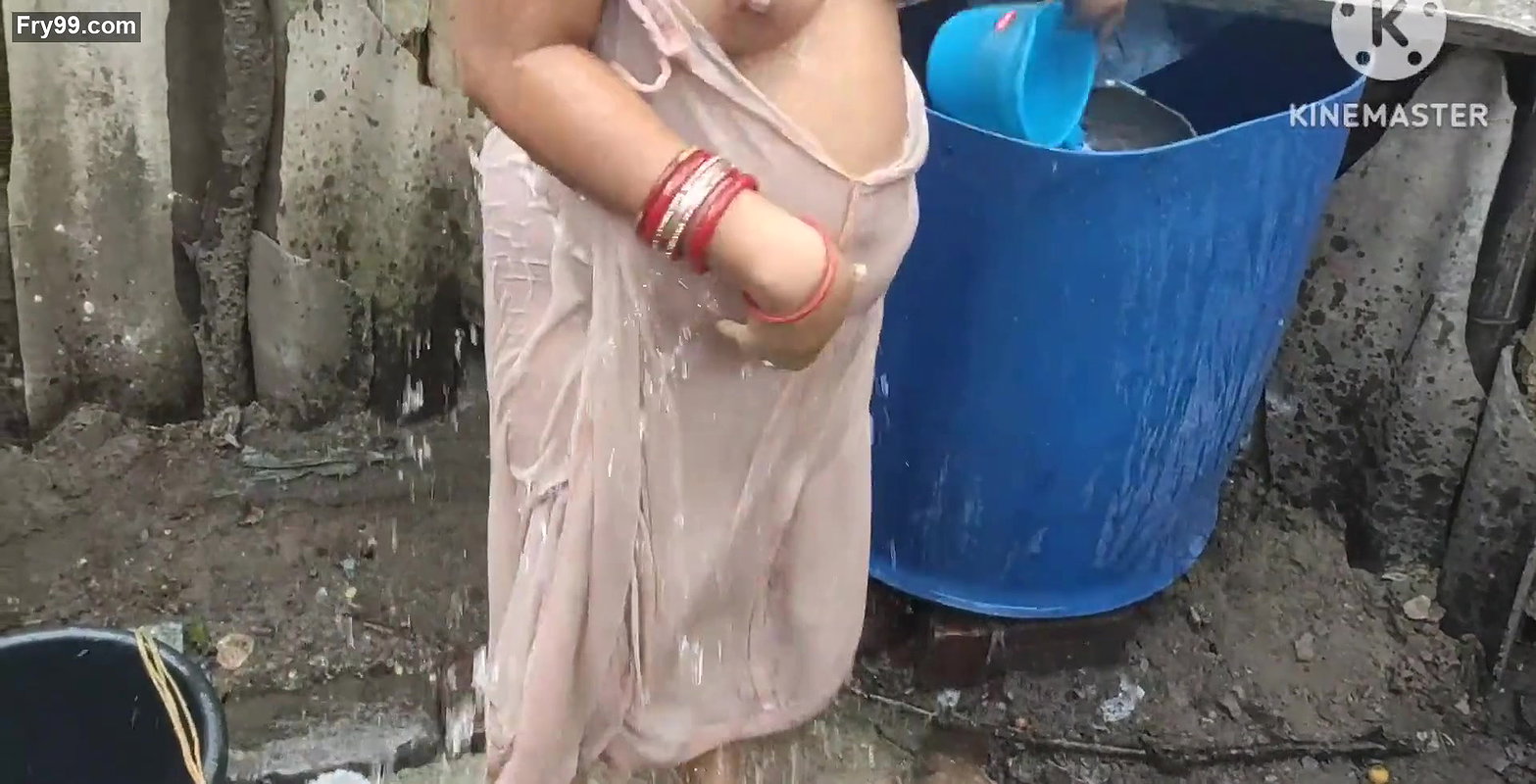 Anita yadav bathing outside with hot boobs