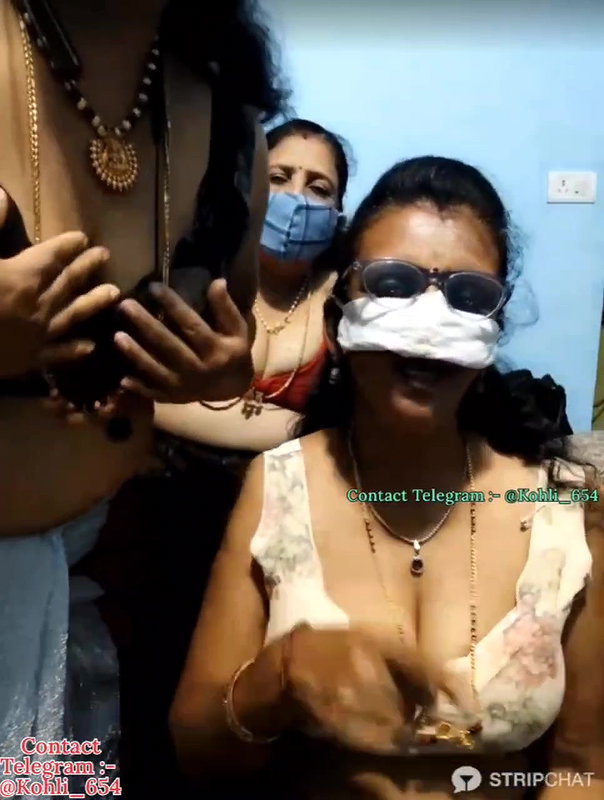 Kannadasexywifes Lesbians 3some show southGB