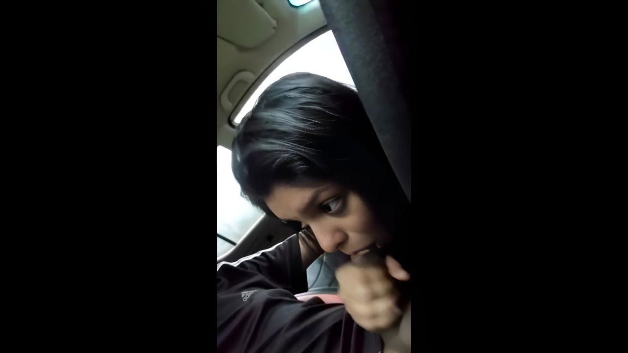 top less girl blowing bf in car
